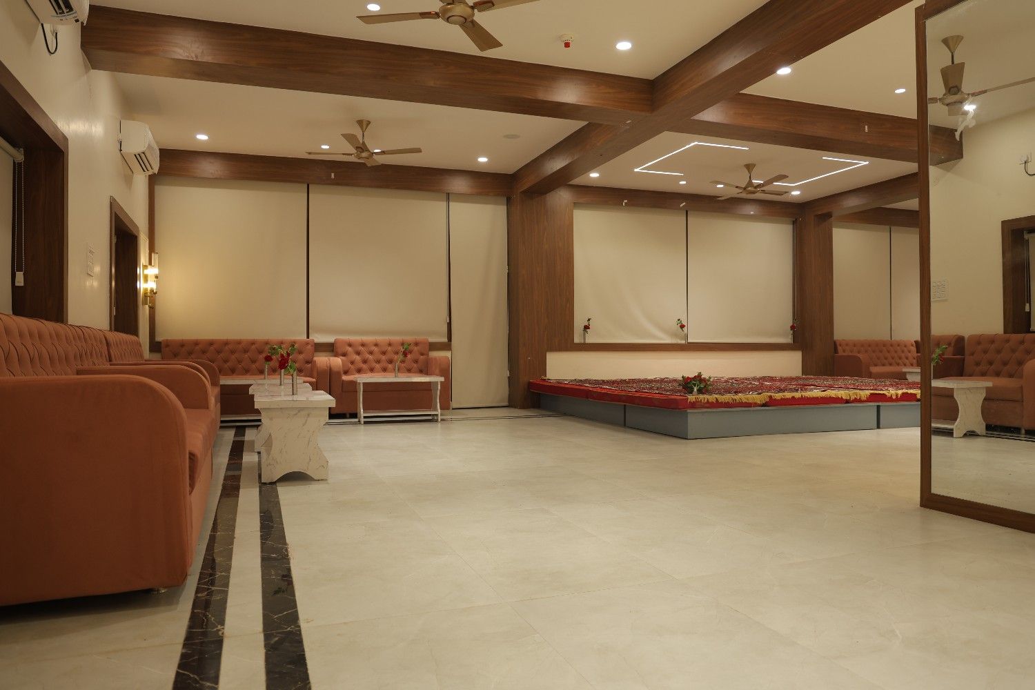 Banquet Halls For Seminar